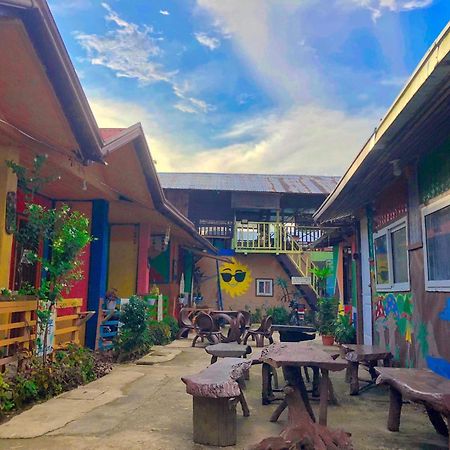 El Nido Hostel Sun Valley Екстериор снимка