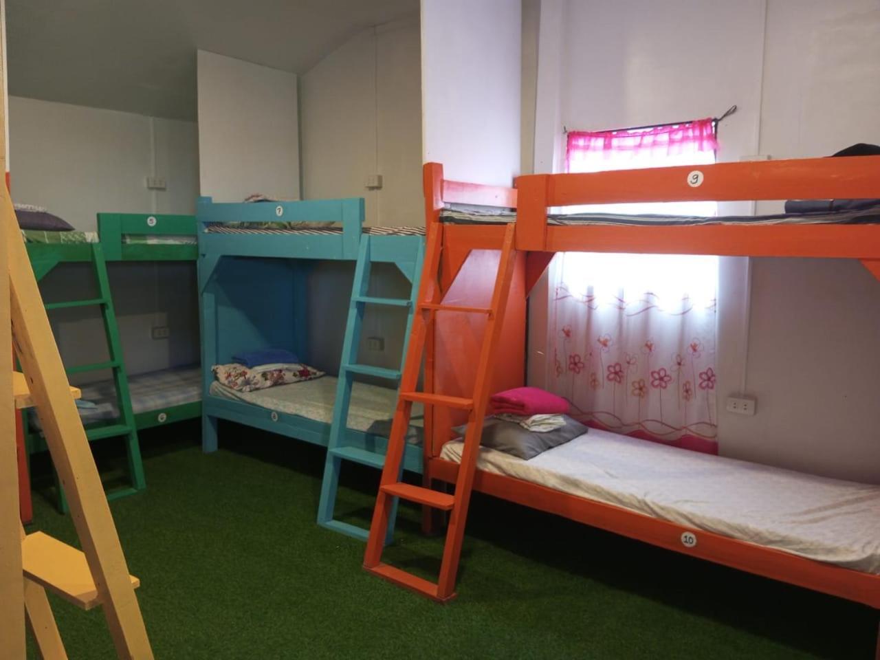 El Nido Hostel Sun Valley Екстериор снимка