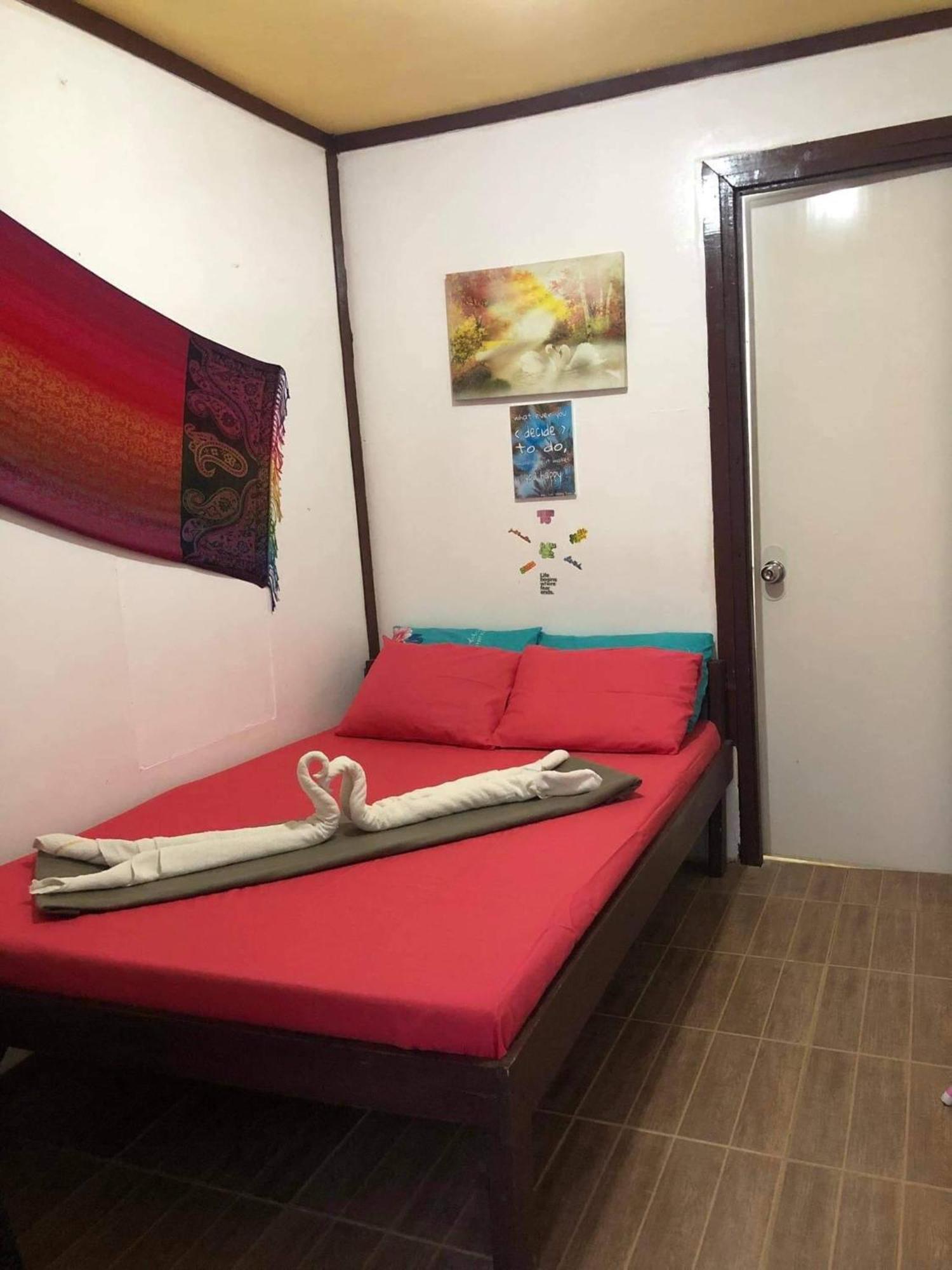 El Nido Hostel Sun Valley Екстериор снимка