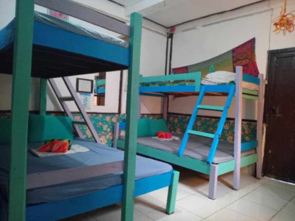 El Nido Hostel Sun Valley Екстериор снимка